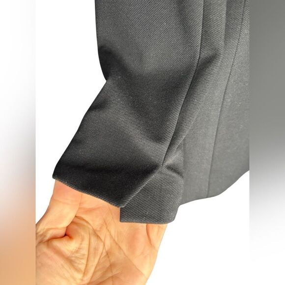 J. Crew Going Out Stretch Twill Blazer
Women Sz  00 Black Open Front
Career - Picture 5 of 10